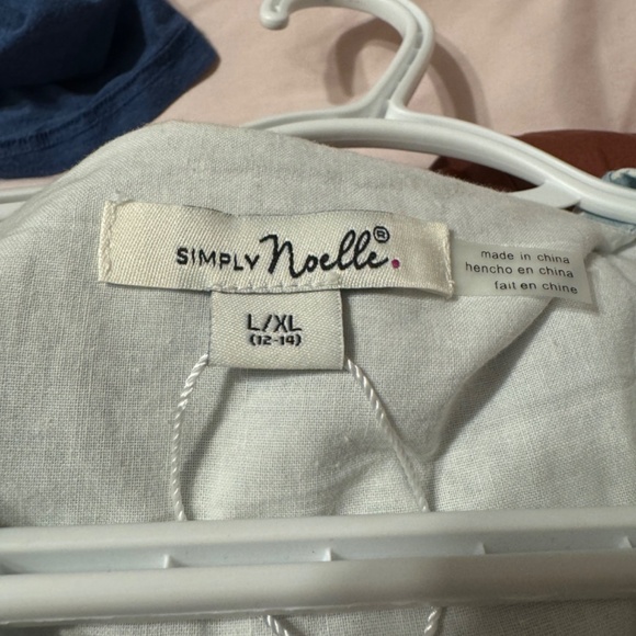 Blue white dress - Picture 4 of 4